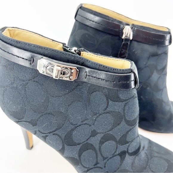 ✅ NWOB COACH Black Jacquard and Leather Delilah Booties SIZE 9.5 - Picture 2 of 11